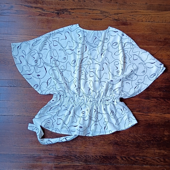 Sweet Rain Abstract Art Print Tie Waist Tunic Blouse Flutter Sleeve V-Neck M - Picture 10 of 16